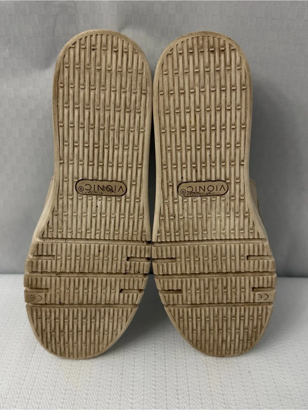 Vionic Cambria Shoes Womens Size 9.5 Beige Leather Loafer Flats Minimalist